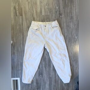 Cream jeans